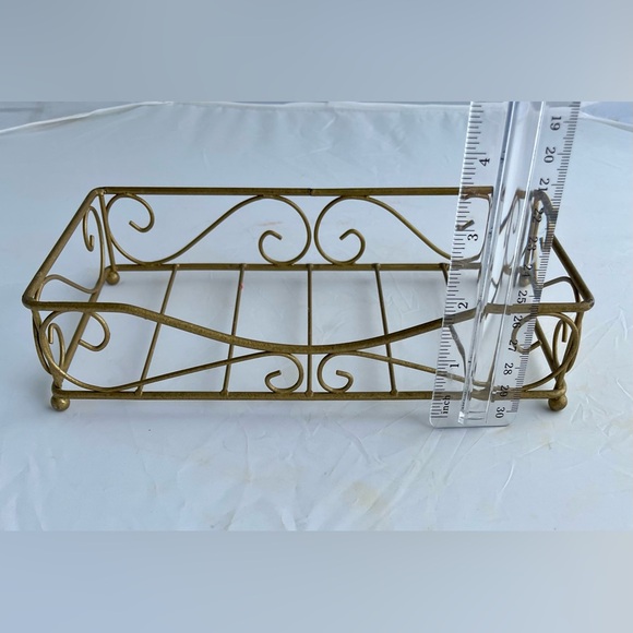Vintage Gold Metal Scrolled Tissue Holder 9 x 5 x 2" - Picture 7 of 7